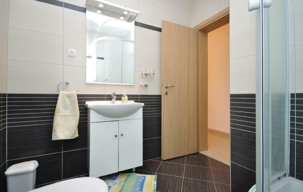 Apartment Orange มาคาร์สกา ภายนอก รูปภาพ