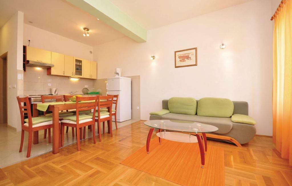 Apartment Orange มาคาร์สกา ภายนอก รูปภาพ
